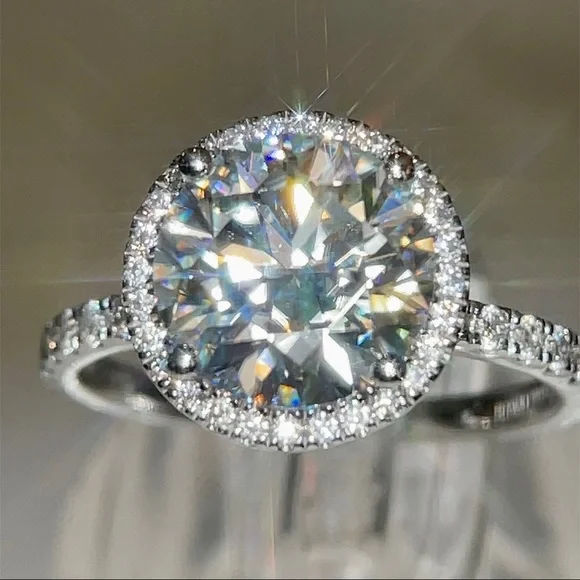 14k 3ct with Halo and pave band moissanite ring - Picture 6 of 12